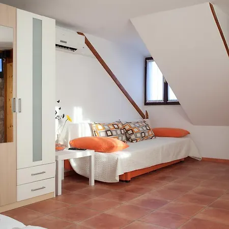 Antica Apartment *