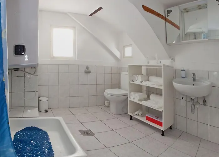 Апартаменти Antica *